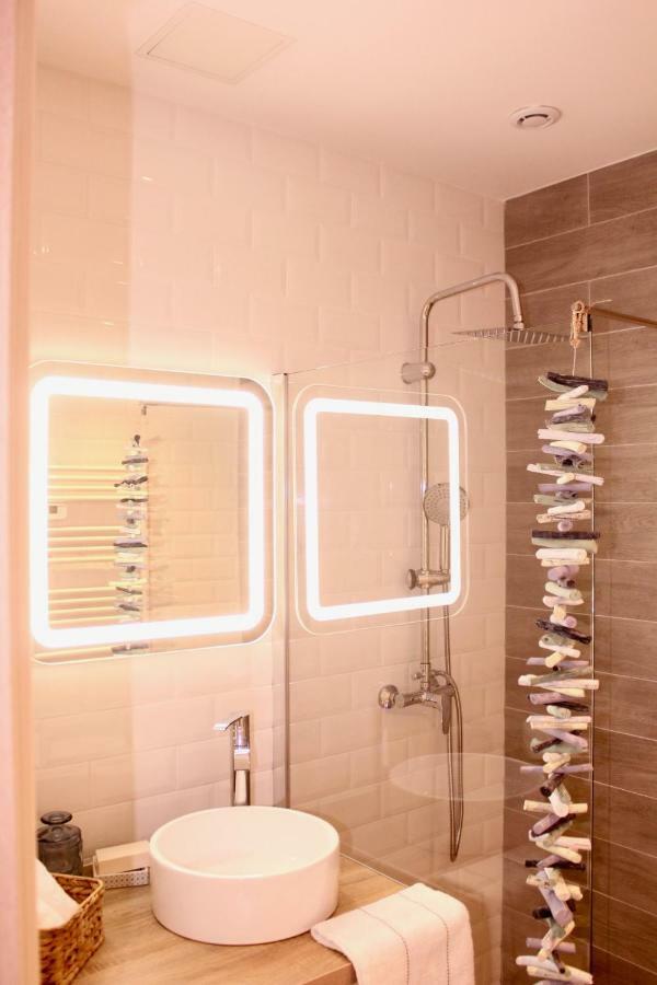 Nice Azur - Madeleine Hotel Екстериор снимка
